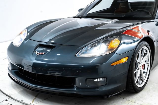 Used 2013 Chevrolet Corvette Z06 w/ 2LZ Preferred Equipment Group RWD image 15