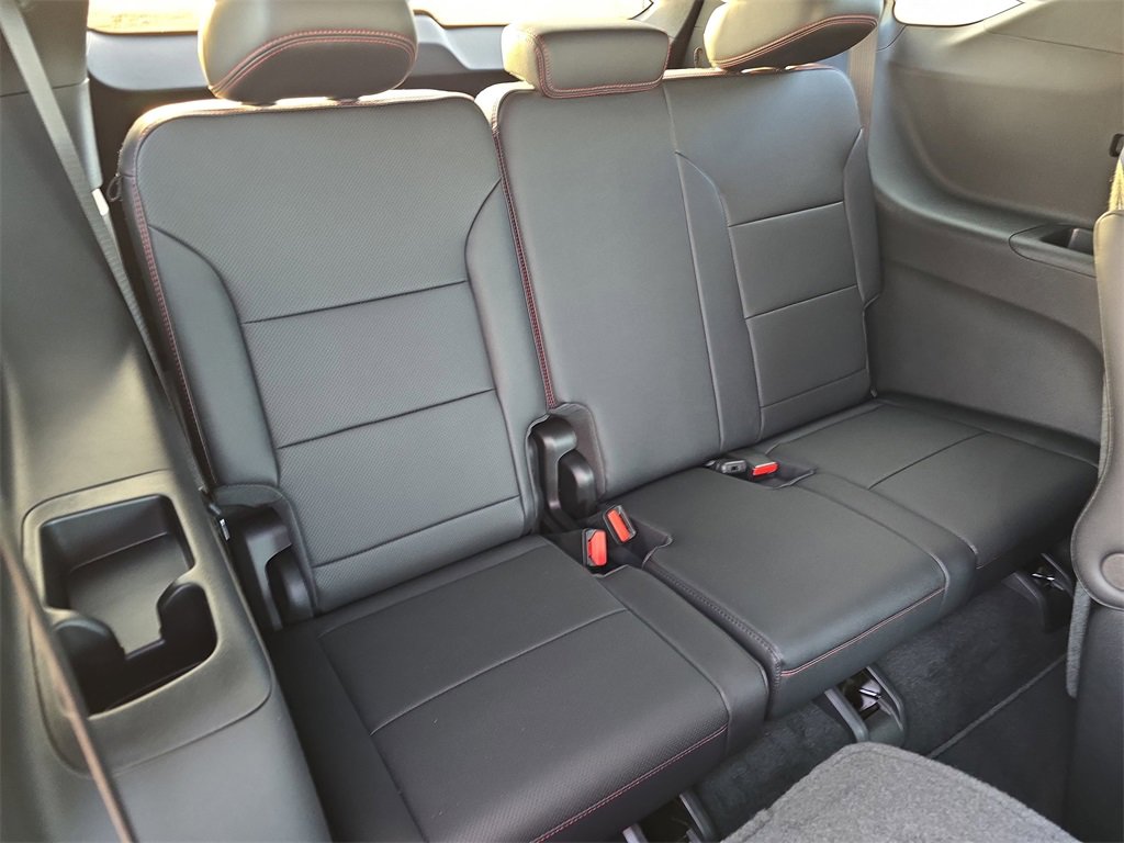 New 2026 Chevrolet Traverse RS image 12