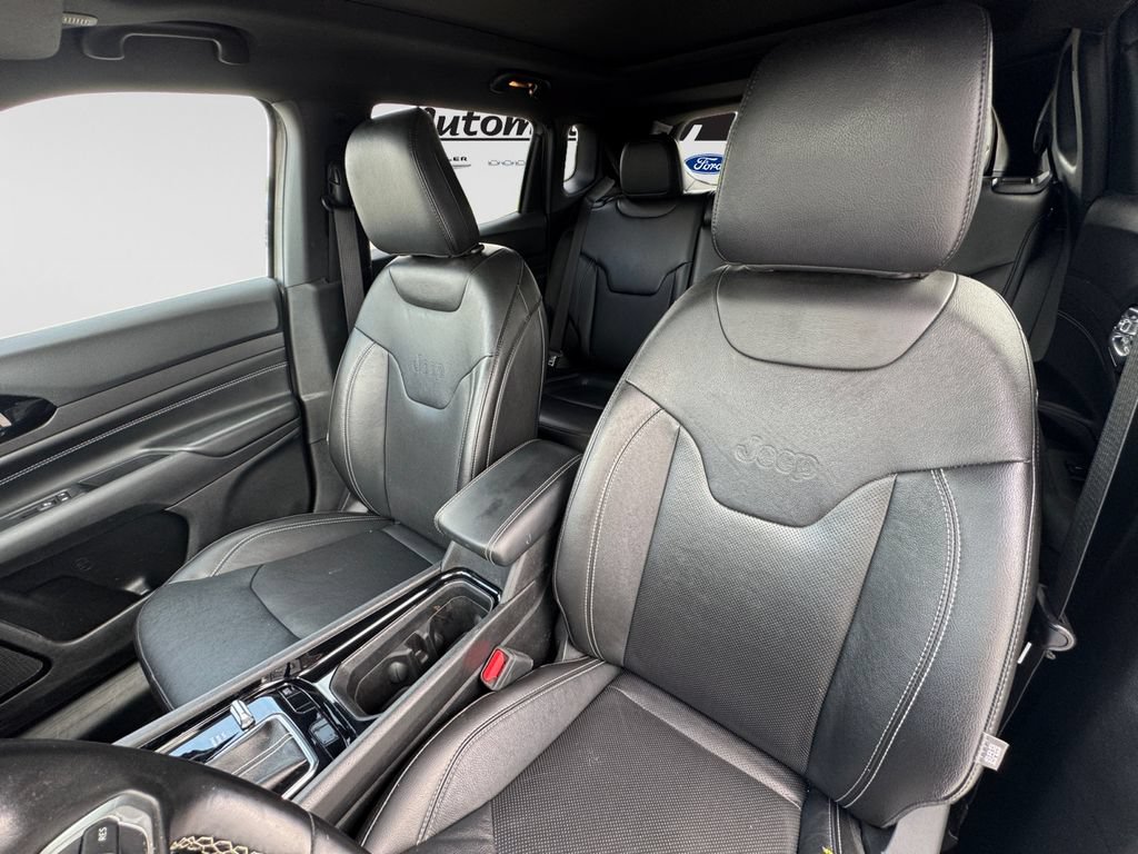 Used 2022 Jeep Compass High Altitude AWD/4WD image 19