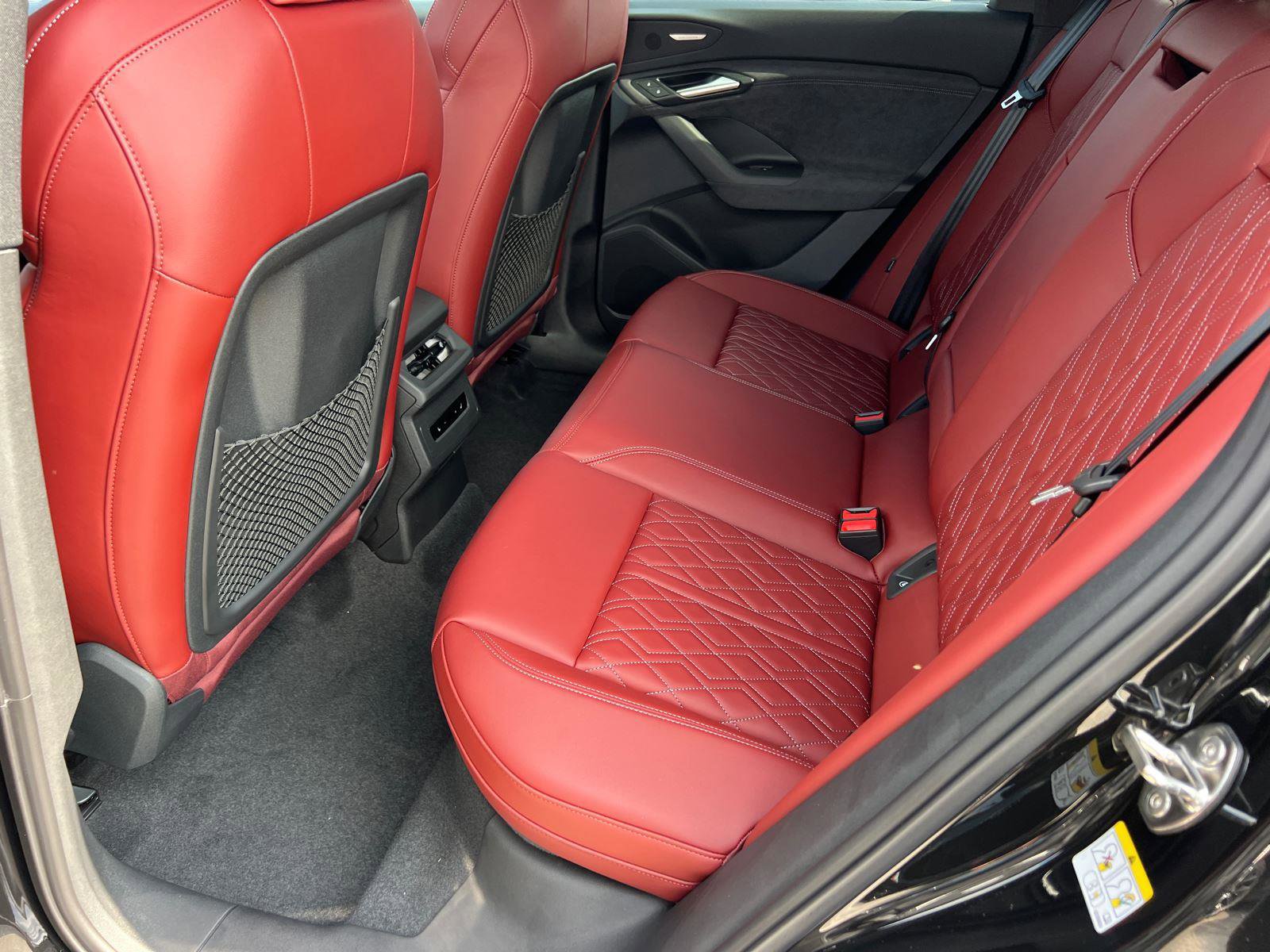 New 2025 Audi SQ6 e-tron Prestige image 14