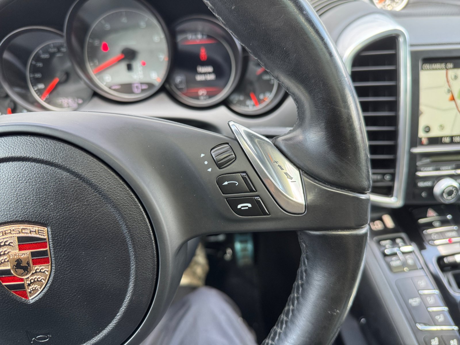Used 2012 Porsche Cayenne S AWD/4WD image 26