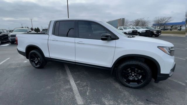 Used 2025 Honda Ridgeline Black Edition image 3