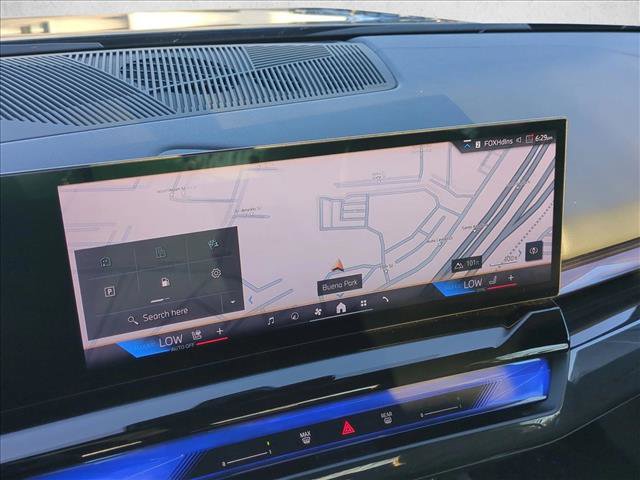 Certified 2026 BMW 550e xDrive w/ Premium Package image 13