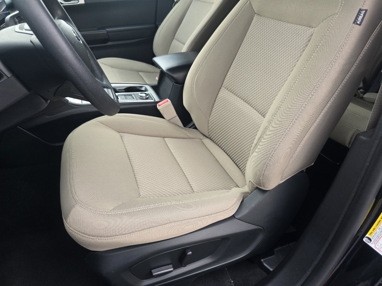 Used 2023 Ford Explorer 4WD image 21
