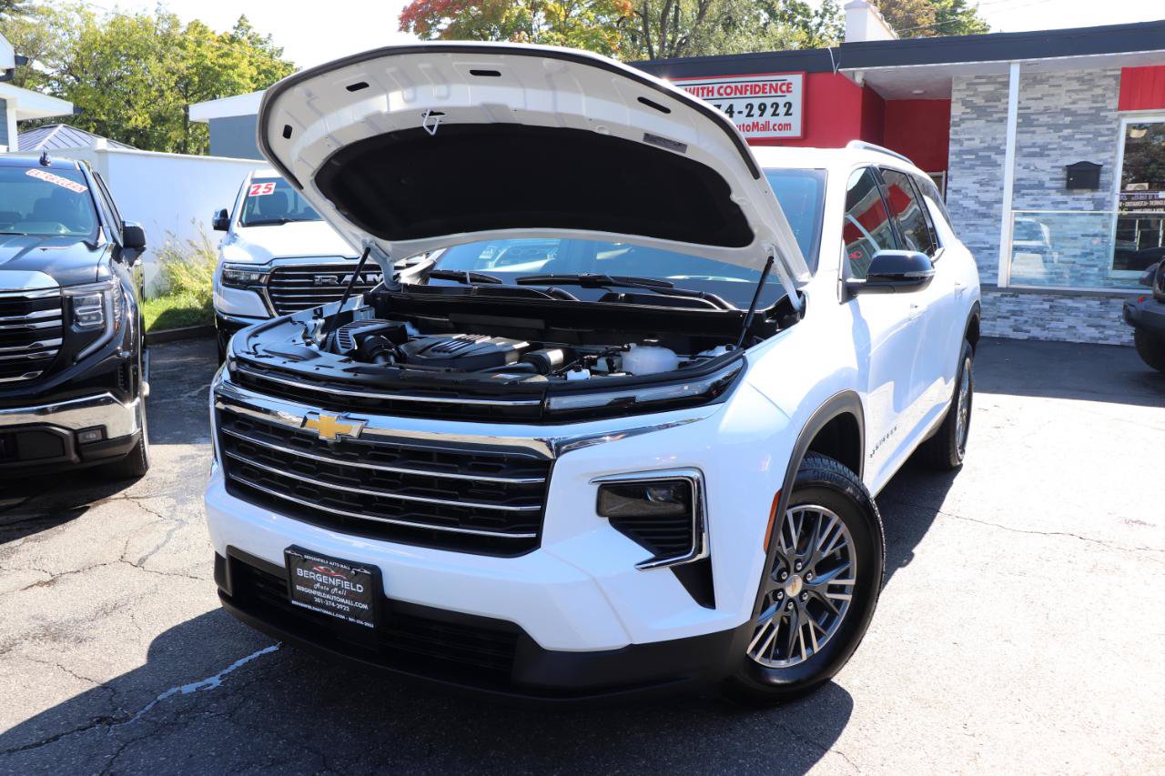 Used 2026 Chevrolet Traverse LT AWD/4WD image 54