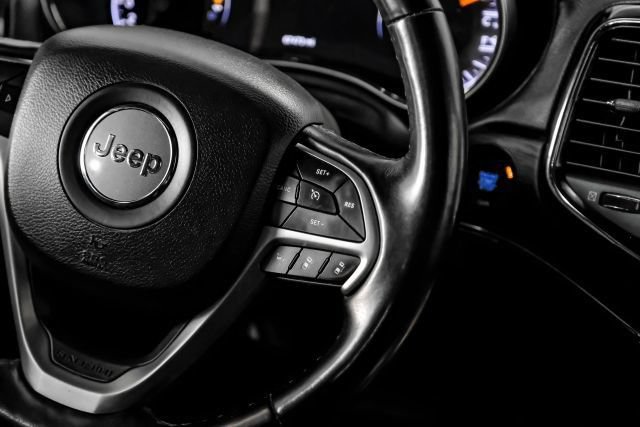 Used 2020 Jeep Grand Cherokee High Altitude AWD/4WD image 19
