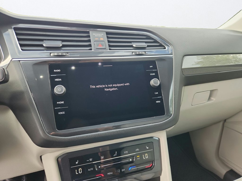 Certified 2023 Volkswagen Tiguan SE FWD image 16