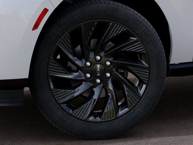 New 2027 Lincoln Navigator L Reserve w/ Jet Appearance Package AWD/4WD image 19