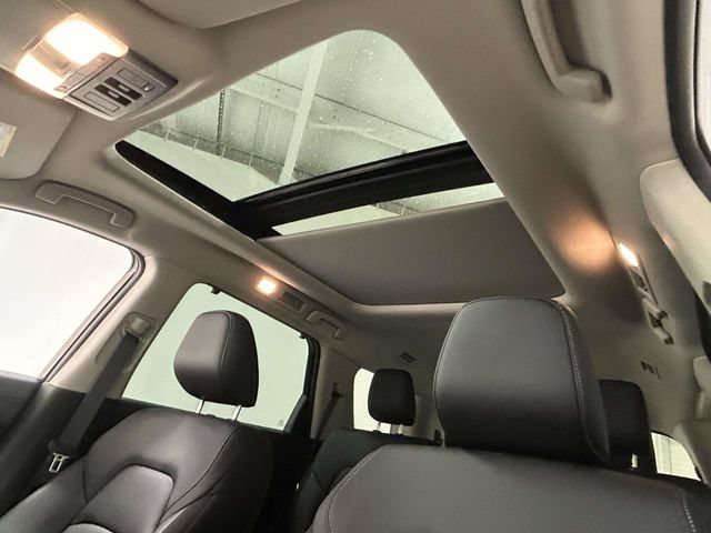 New 2026 Nissan Pathfinder SL w/ SL Premium Package FWD image 14