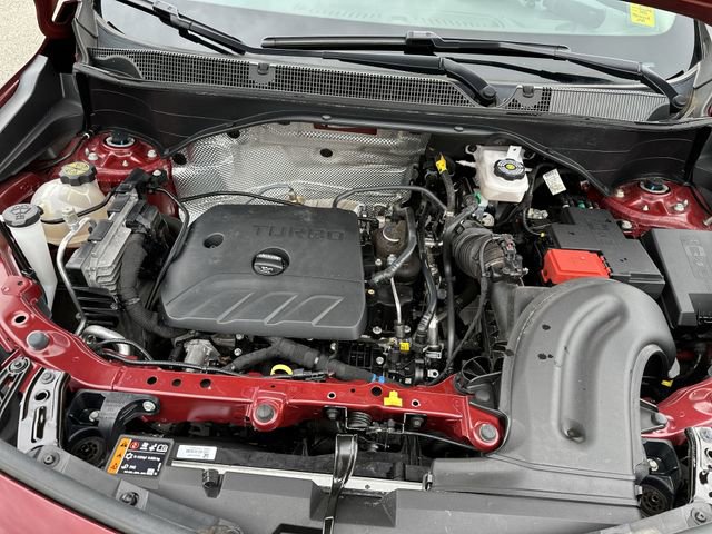 Used 2023 Buick Encore GX Essence w/ Experience Buick Package FWD image 20