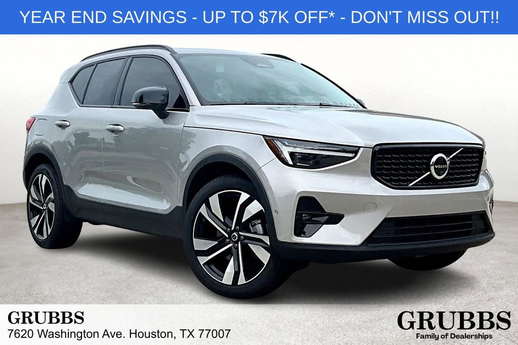 Used 2025 Volvo XC40 B5 Ultra w/ Protection Package Premier