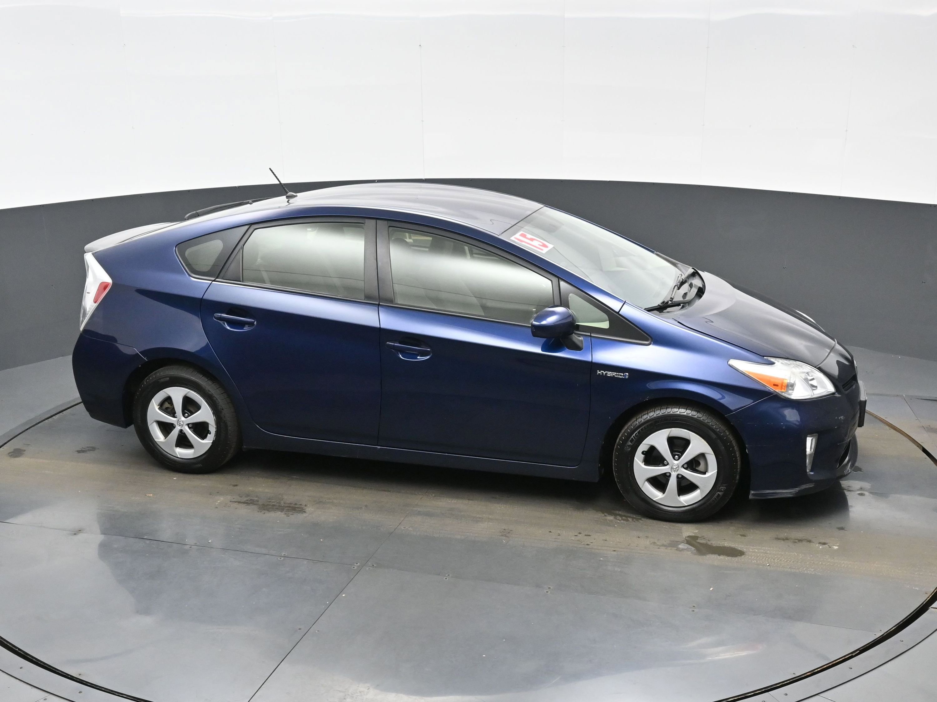 Used 2015 Toyota Prius Two FWD image 40