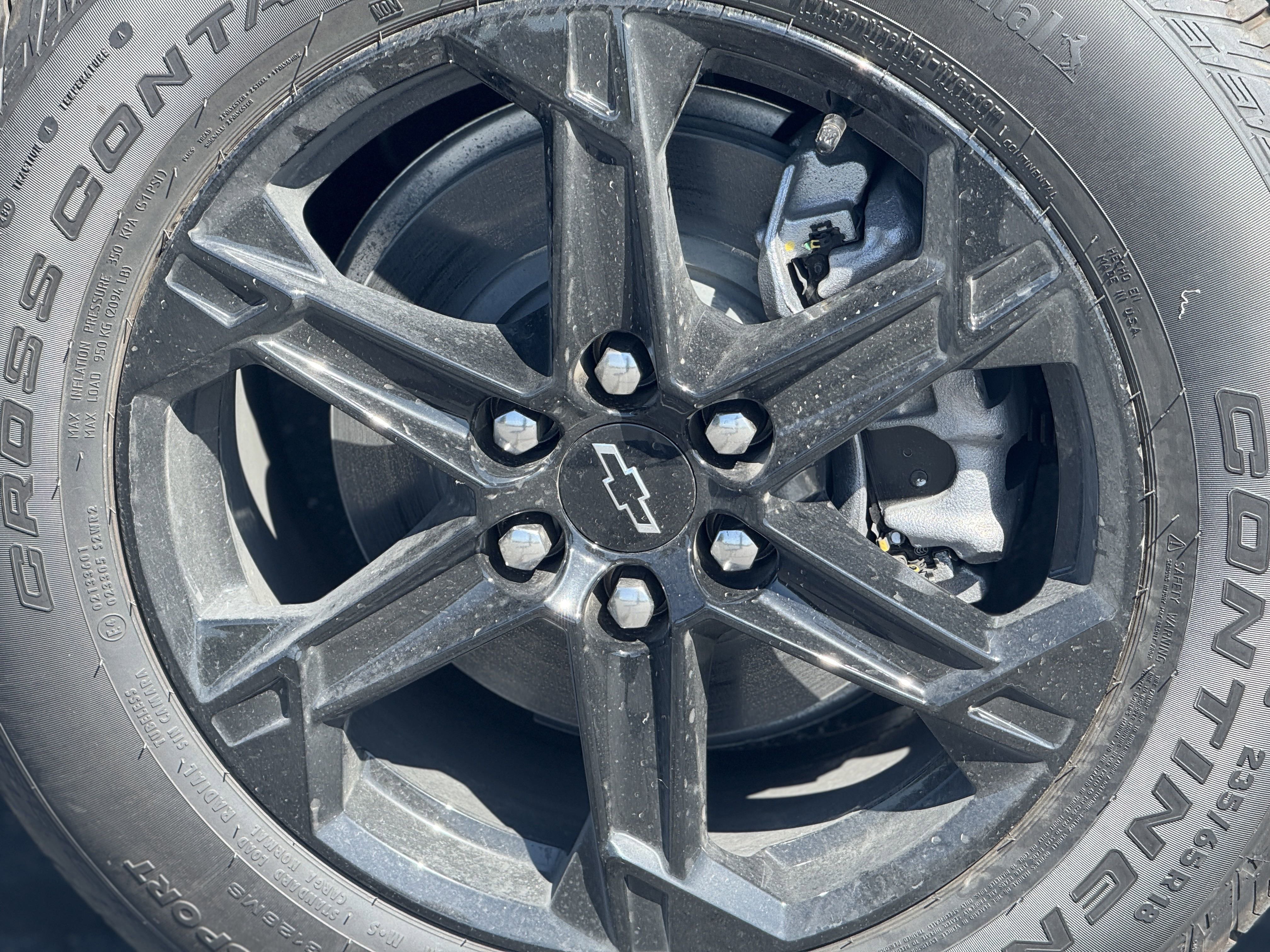 New 2025 Chevrolet Blazer LT w/ Midnight/Sport Edition image 7