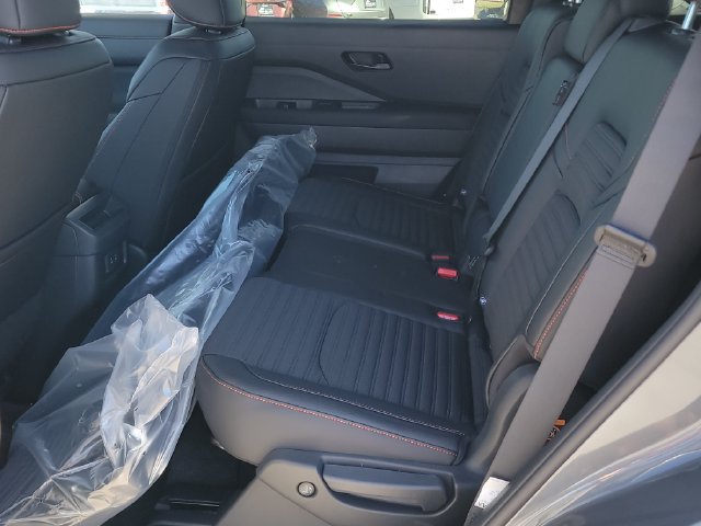 New 2026 Nissan Pathfinder Rock Creek AWD/4WD image 7