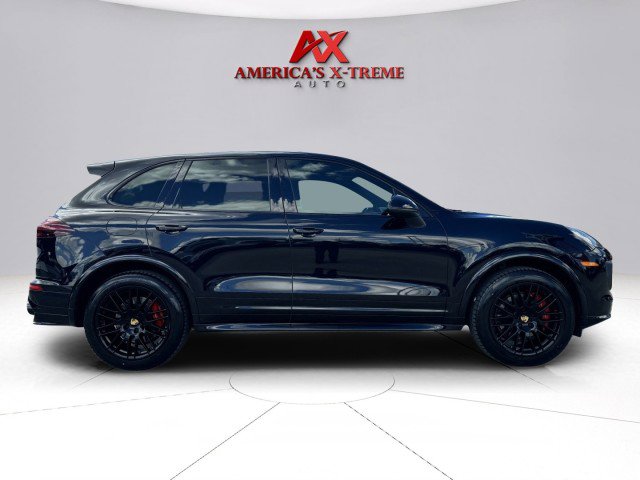 Used 2017 Porsche Cayenne GTS image 5
