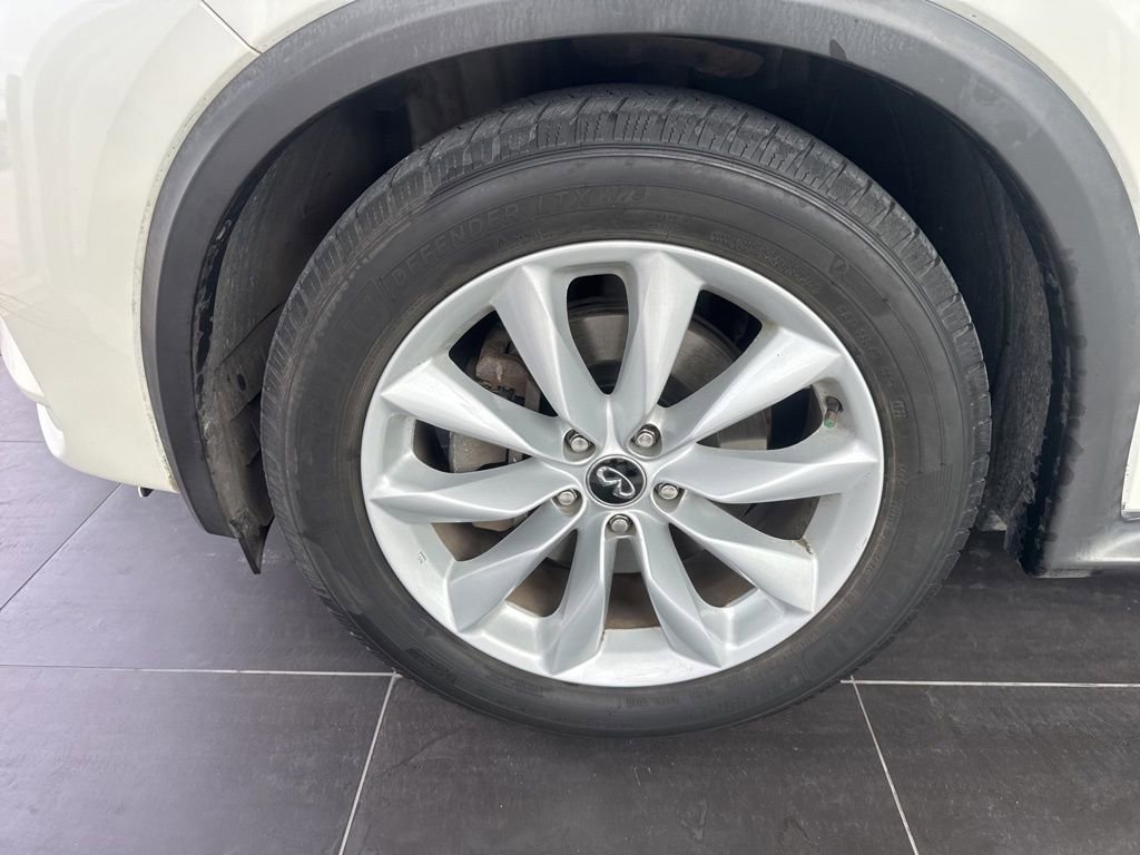 Used 2019 INFINITI QX50 Essential w/ Premium Heat Package FWD image 6