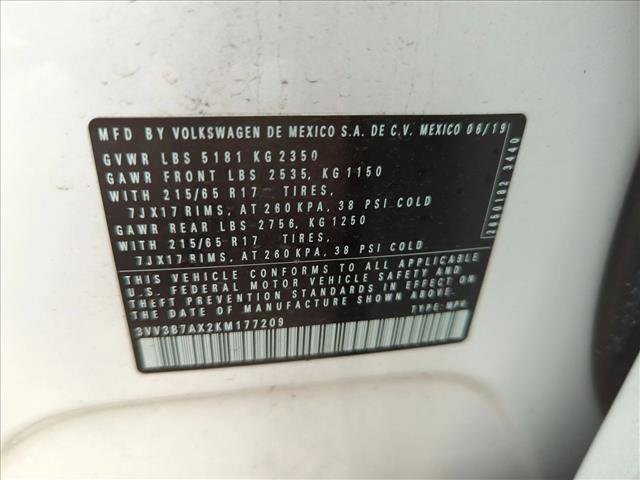 Used 2019 Volkswagen Tiguan SE image 14
