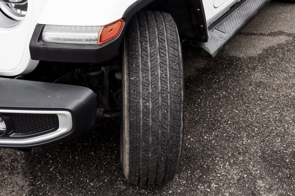 Used 2021 Jeep Gladiator Overland w/ LED Lighting Group image 40