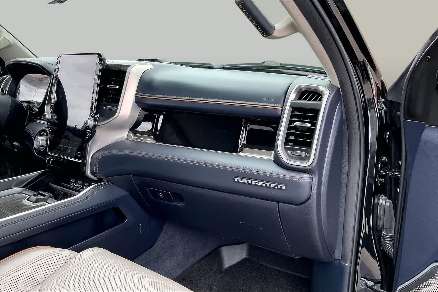 Used 2025 RAM 1500 Tungsten AWD/4WD image 36