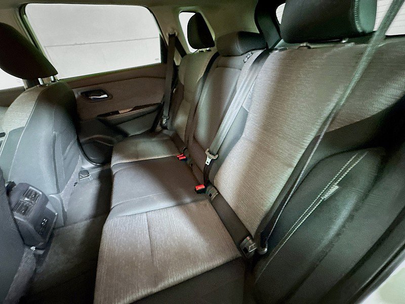 Used 2023 Nissan Rogue SV image 20