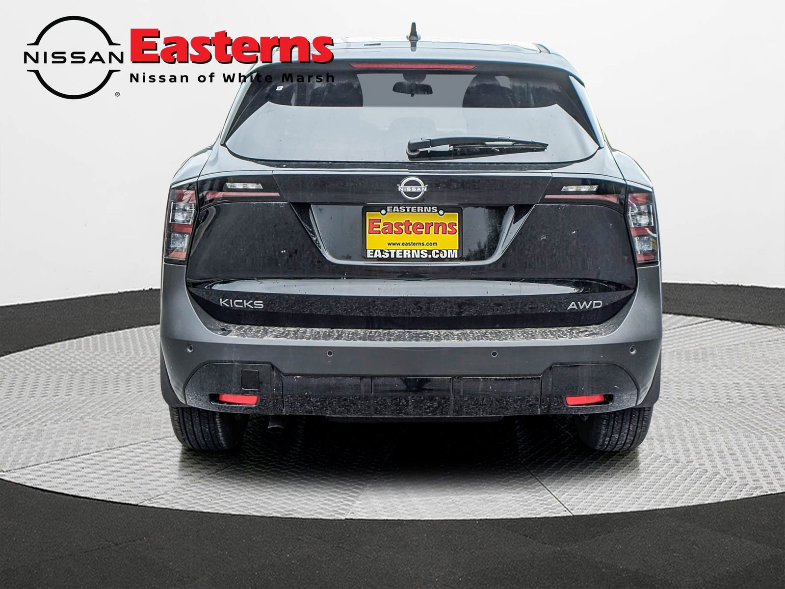 New 2025 Nissan Kicks SV image 6