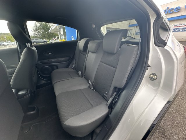 Used 2021 Honda HR-V Sport image 25