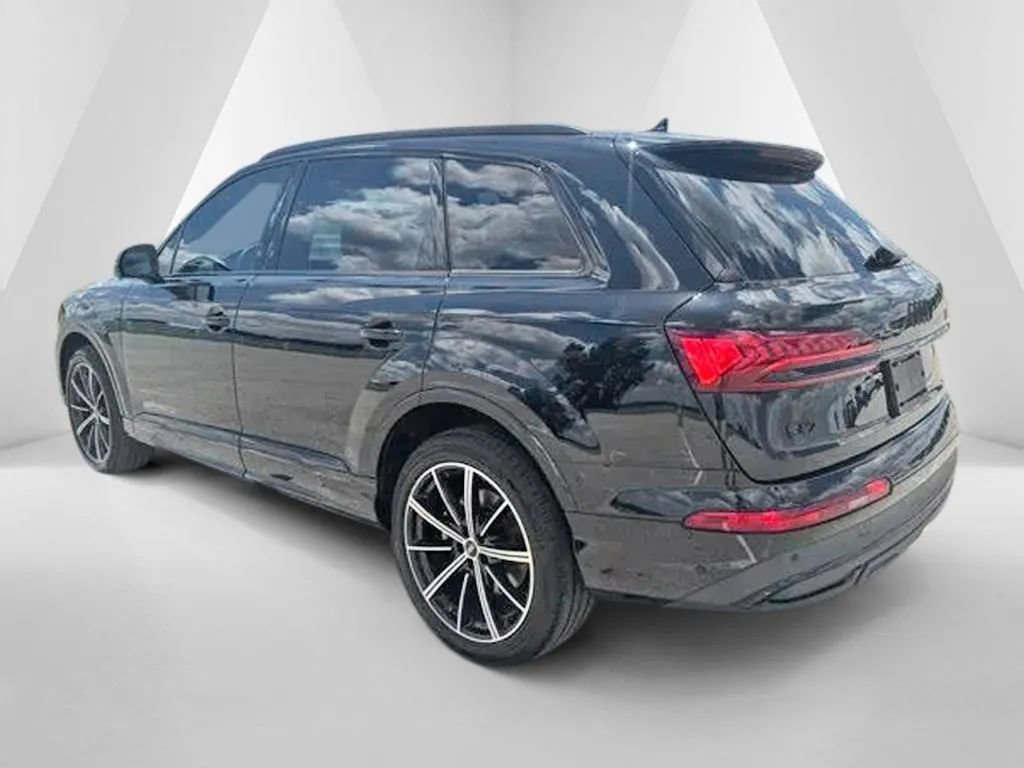 Used 2023 Audi Q7 3.0T Premium Plus AWD/4WD image 5
