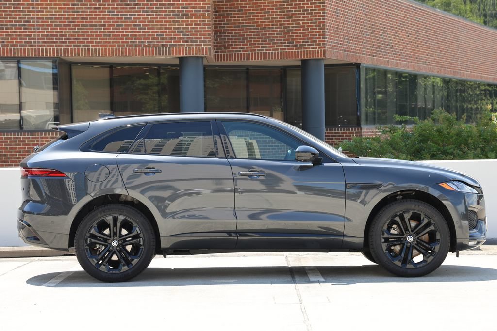 Used 2026 Jaguar F-PACE R-Dynamic S AWD/4WD image 4