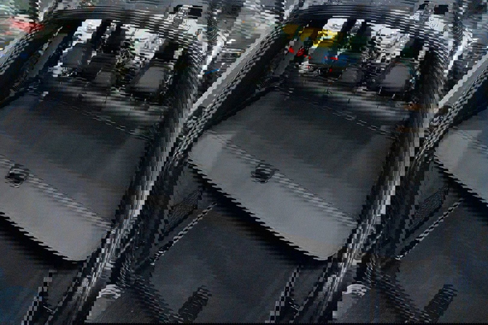 Used 2018 BMW X5 xDrive50i w/ M Sport Package image 32