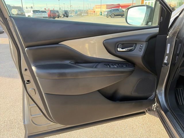 Used 2018 Nissan Murano SL image 11