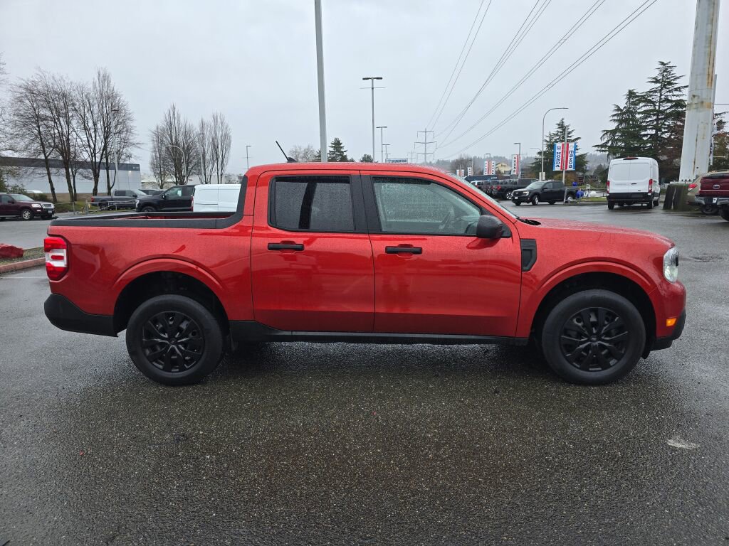 Used 2024 Ford Maverick XL image 6