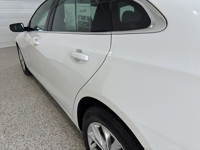 Used 2024 Chevrolet Malibu LT FWD image 32