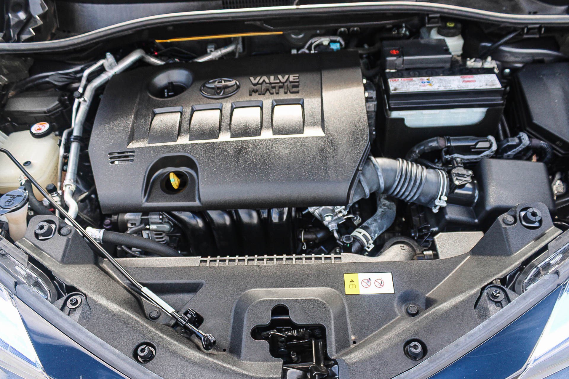 Certified 2021 Toyota C-HR XLE image 27