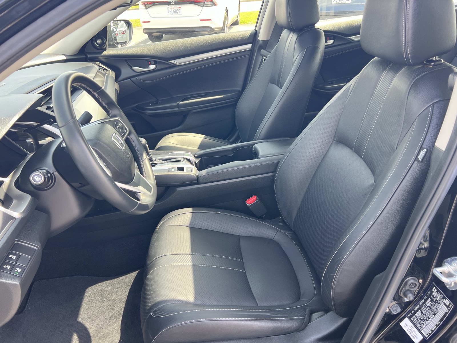 Used 2018 Honda Civic Touring image 19