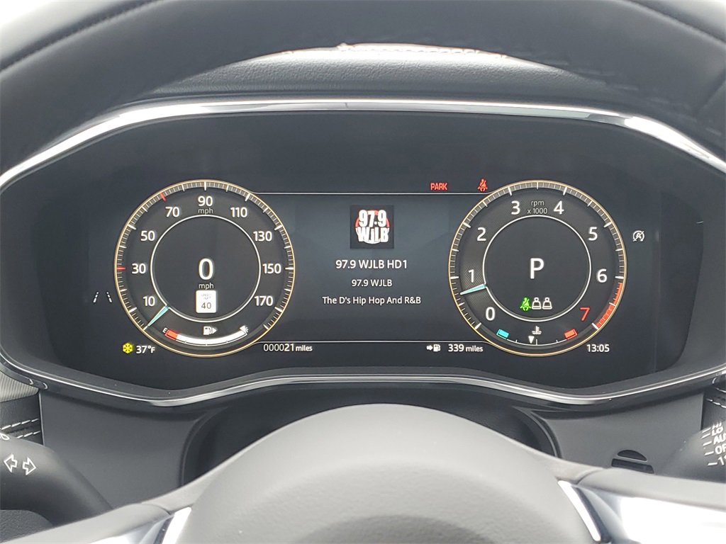 New 2025 Jaguar F-PACE R-Dynamic S image 19