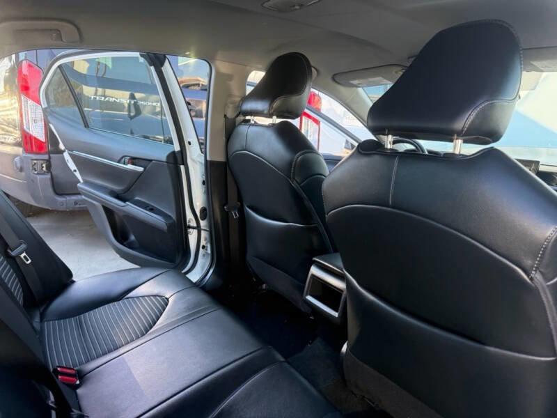 Used 2024 Toyota Camry SE image 14