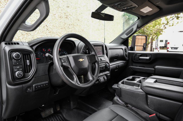 Used 2021 Chevrolet Silverado 3500 W/T w/ WT Convenience Package AWD/4WD image 2