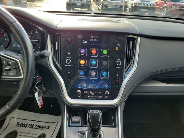 Used 2022 Subaru Outback Premium image 11