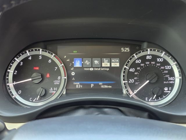 Certified 2025 Toyota Highlander XLE FWD image 13