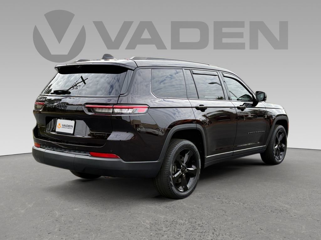 Used 2023 Jeep Grand Cherokee L Limited w/ Luxury Tech Group II image 21