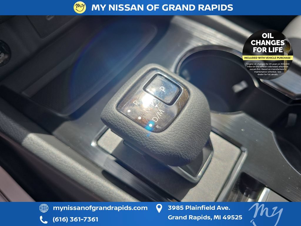 Used 2024 Nissan Rogue SV w/ SV Premium Package AWD/4WD image 27