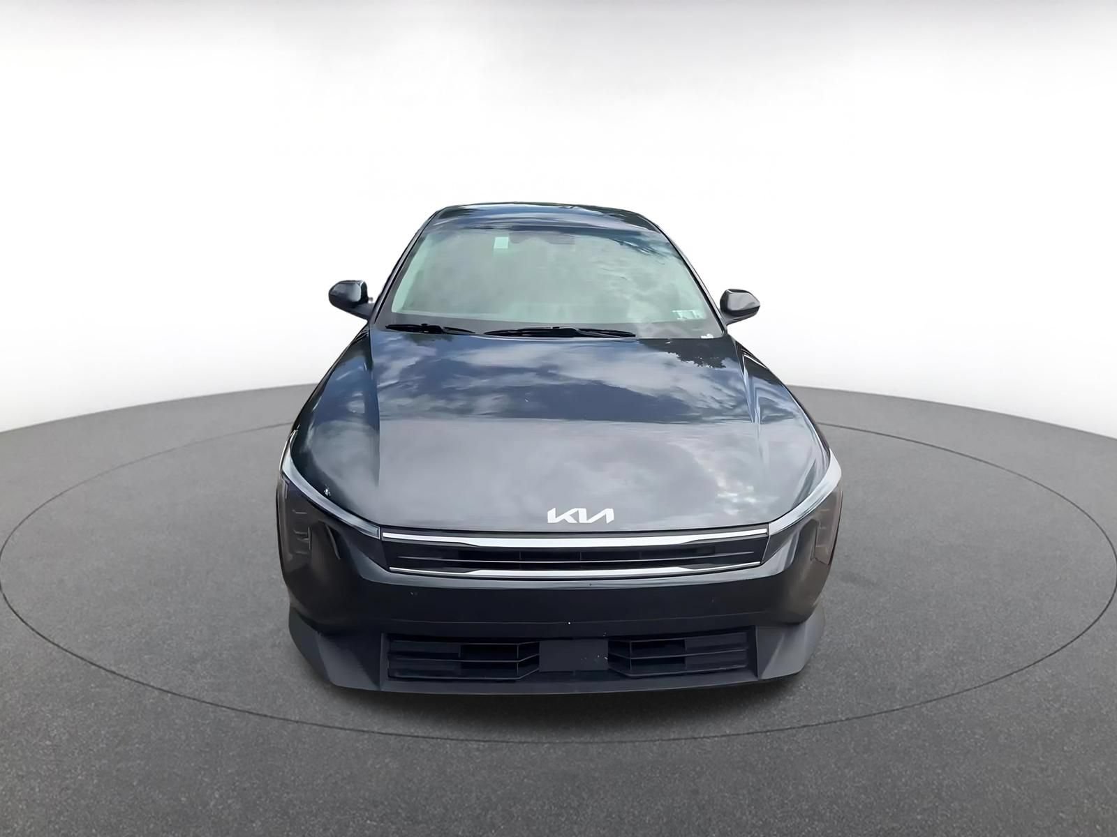 Used 2025 Kia K4 FWD image 4