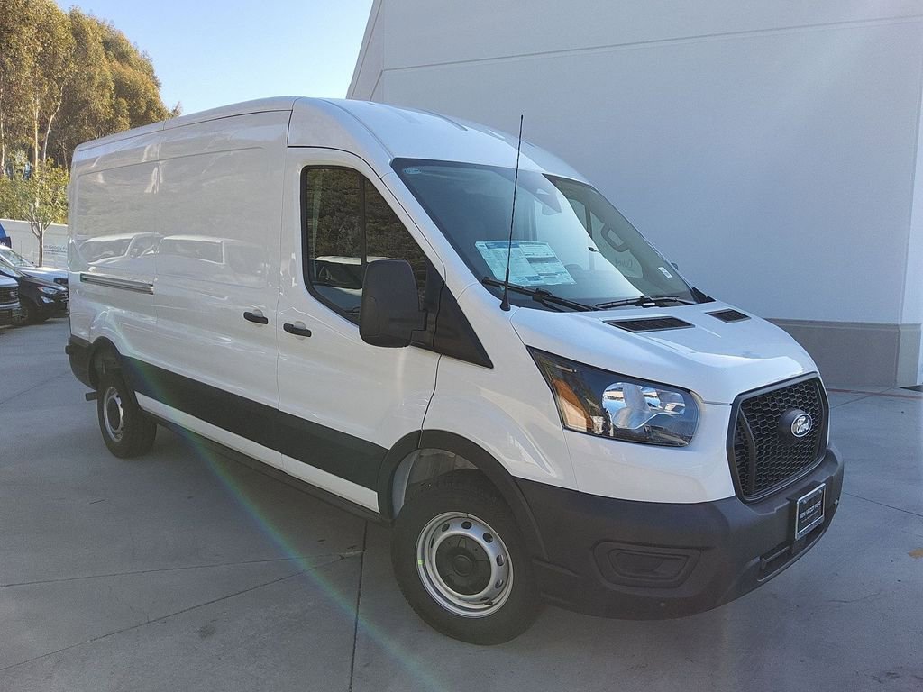 New 2026 Ford Transit 250 148 Medium Roof w/ Load Area Protection Package RWD image 3