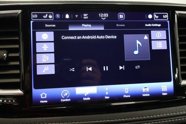 Used 2023 Chrysler Pacifica Limited FWD image 23