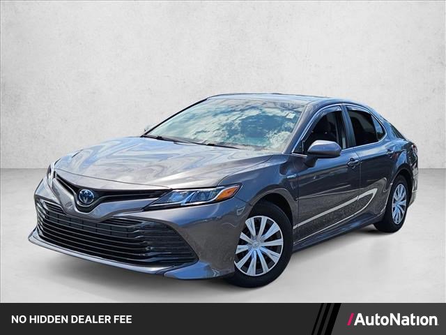 Used 2020 Toyota Camry LE FWD image 1