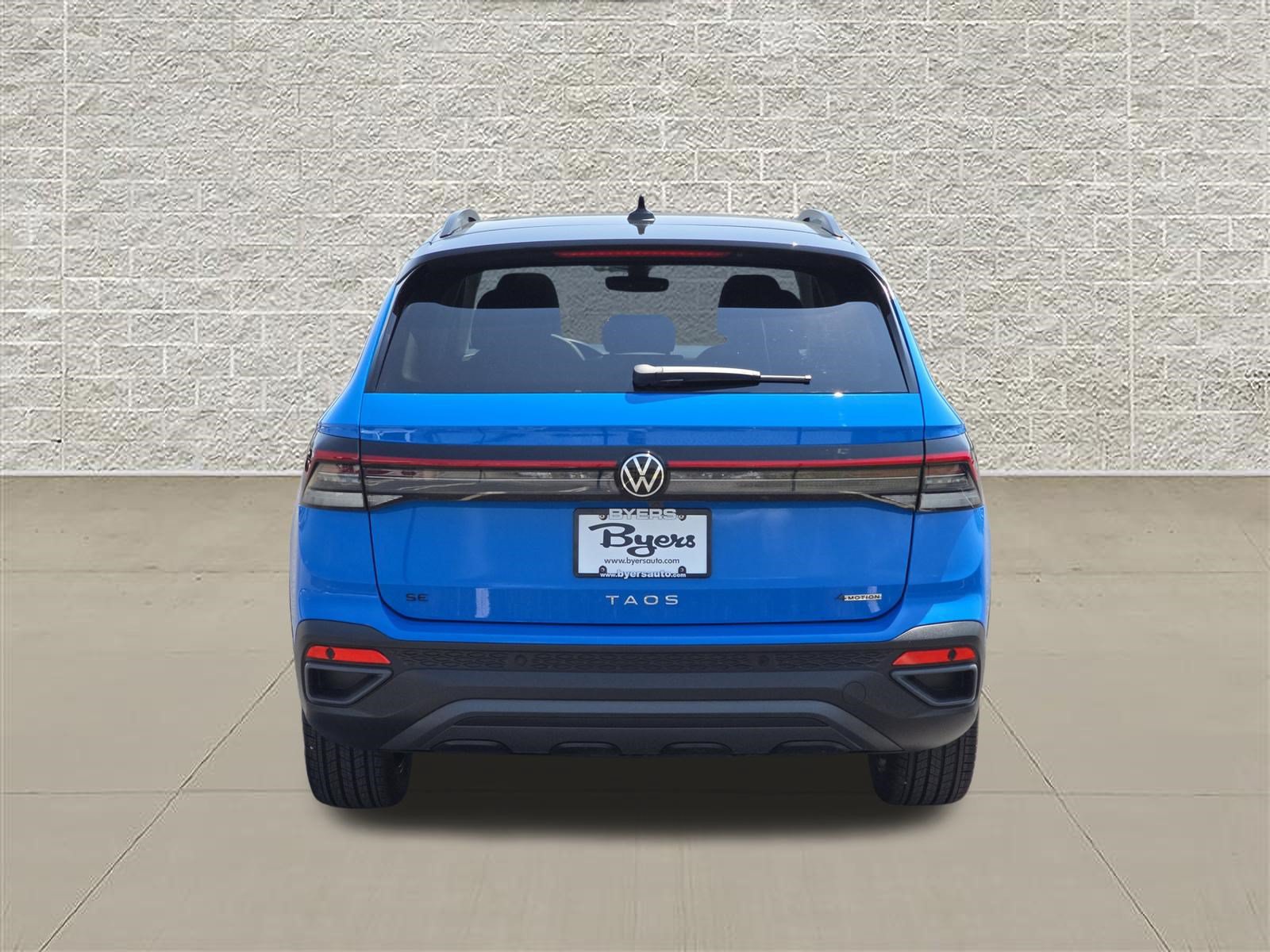 New 2026 Volkswagen Taos SE AWD/4WD image 6