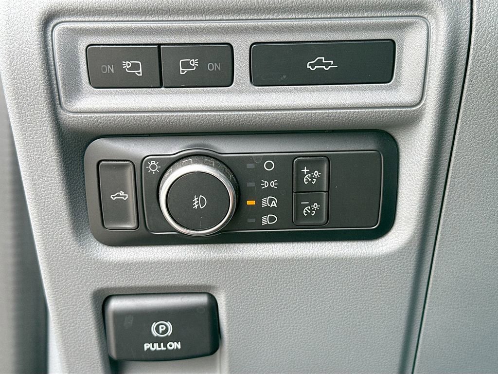 Used 2021 Ford F150 XLT w/ Equipment Group 302A High RWD image 19