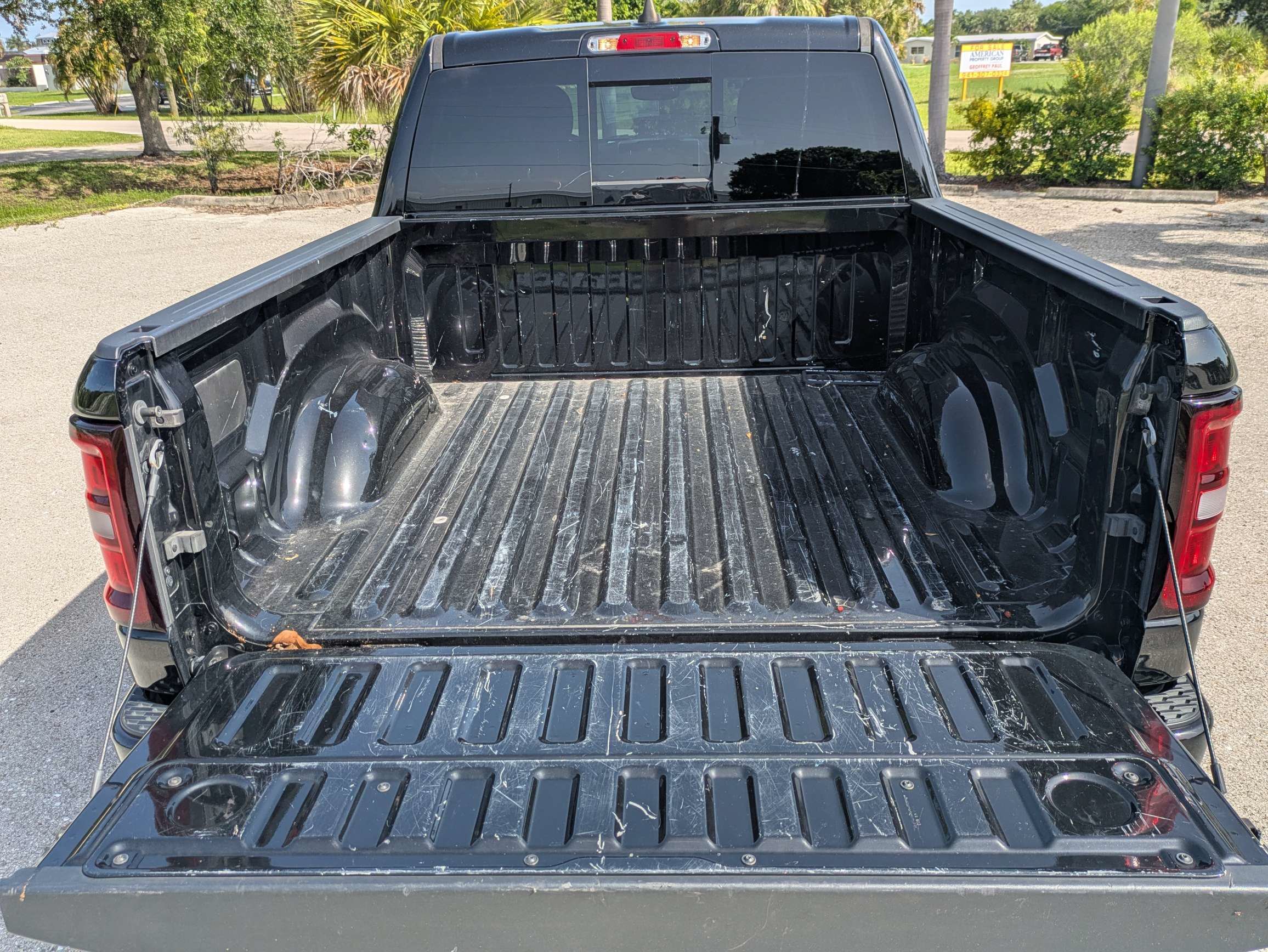 Used 2025 RAM 1500 Big Horn AWD/4WD image 15
