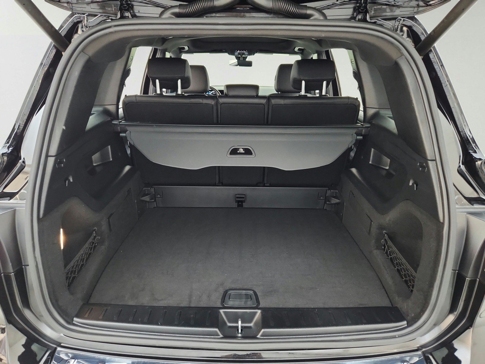Used 2023 Mercedes-Benz GLB 250 image 30