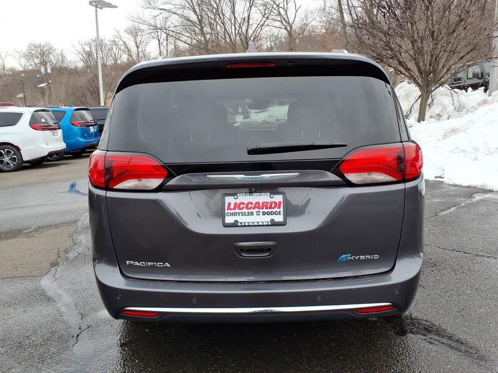 Used 2018 Chrysler Pacifica Limited w/ Advanced Safetytec Group image 5